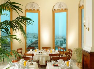 Holidays in The Savoy Hotel | Hays Travel