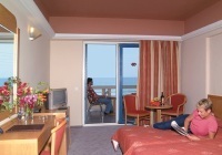 Pearl Beach Hotel