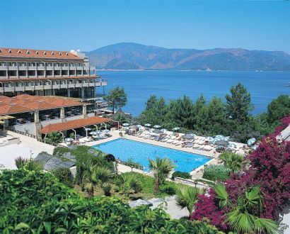 Mares Hotel Dolphin Park and Spa
