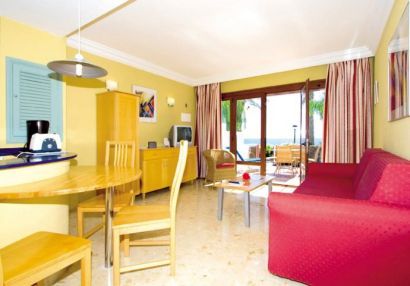 Flamingo Beach Resort