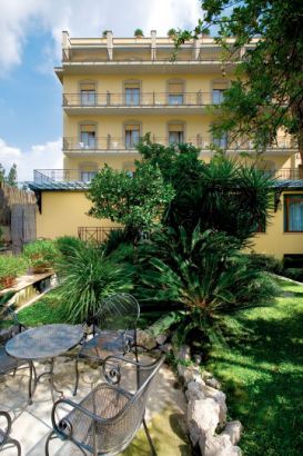 Hotel Zi Teresa
