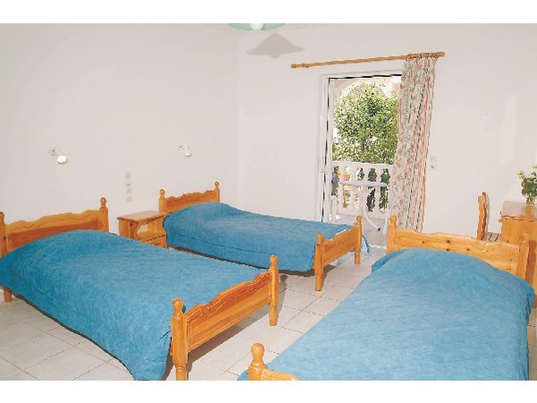 Canadian Hotel