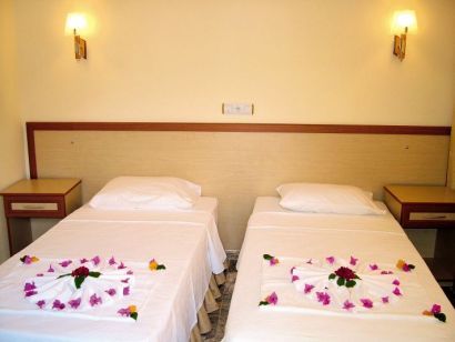 Celik Apartments
