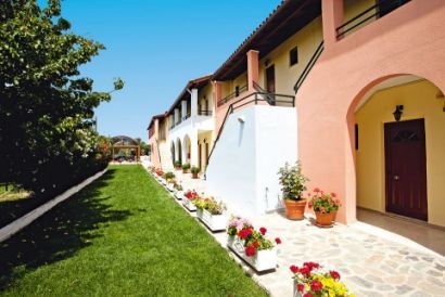 Roda Oasis Hotel and Apartments