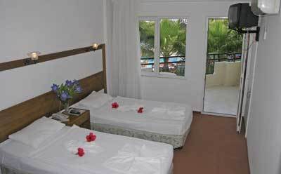 Semoris Hotel