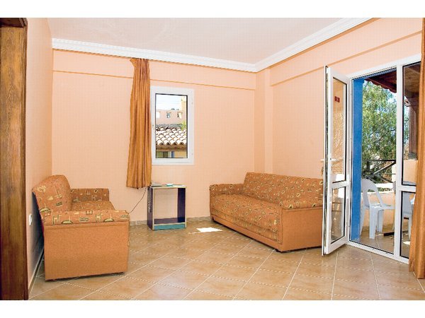 Summer Garden Makumba Hotel & Apartments